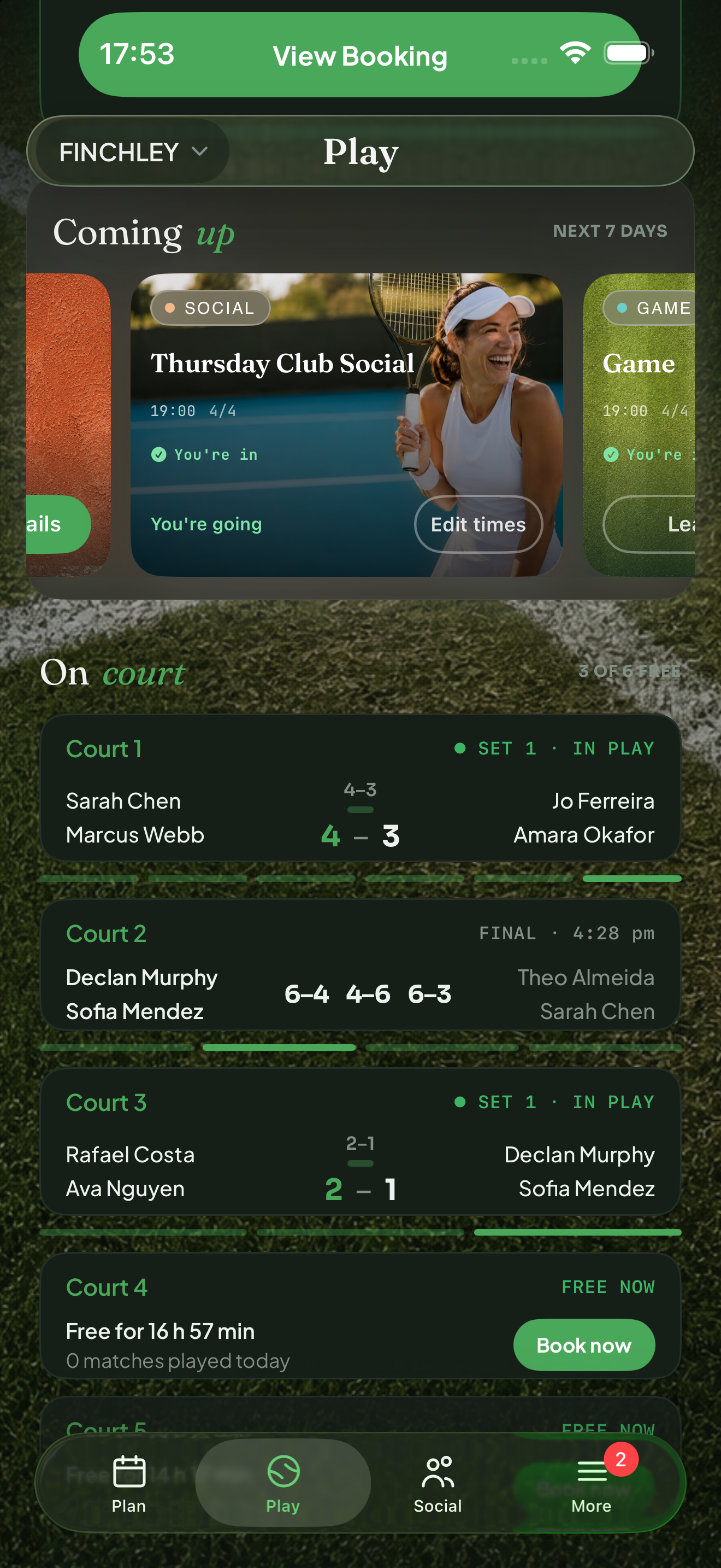 Courting's Play screen showing live doubles matches across three courts